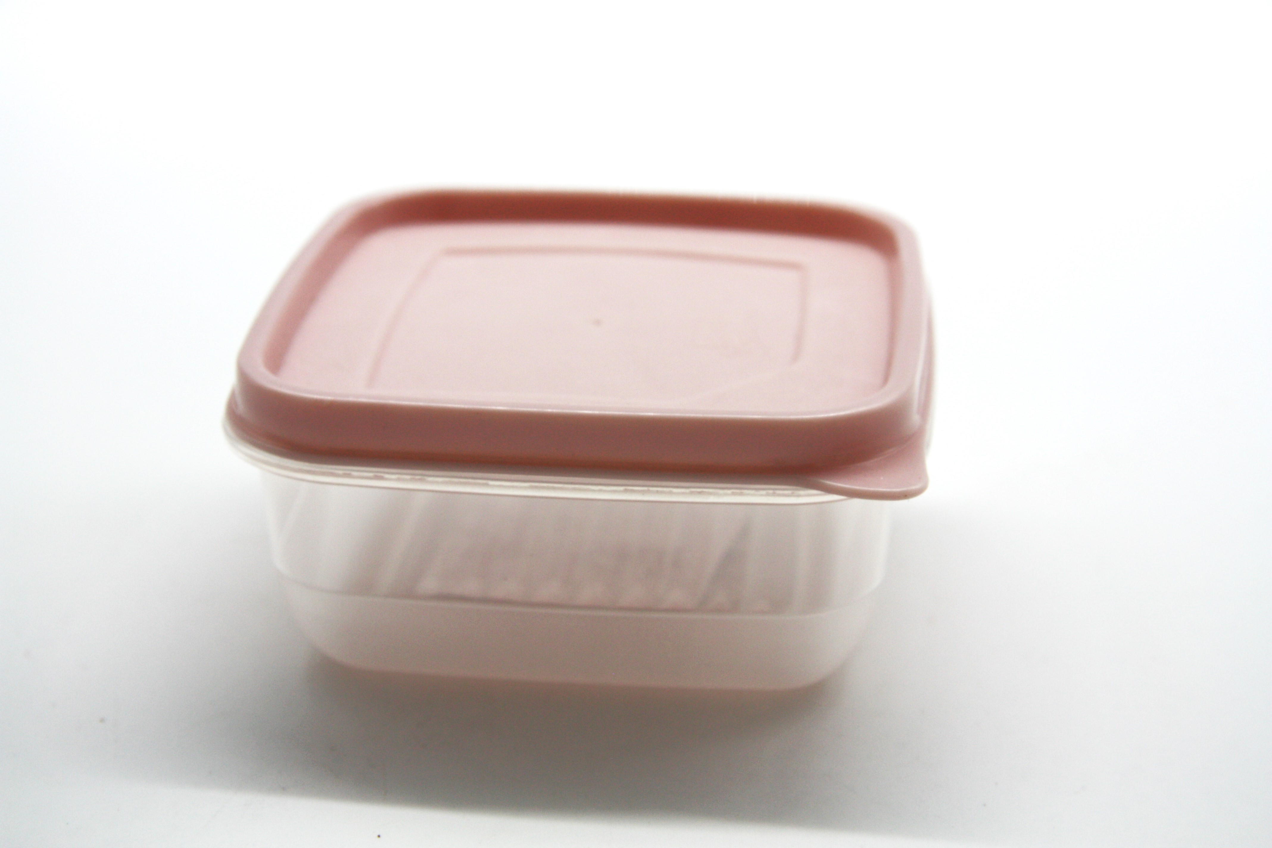 D-372 RUBBY DOBOZ 0,25L