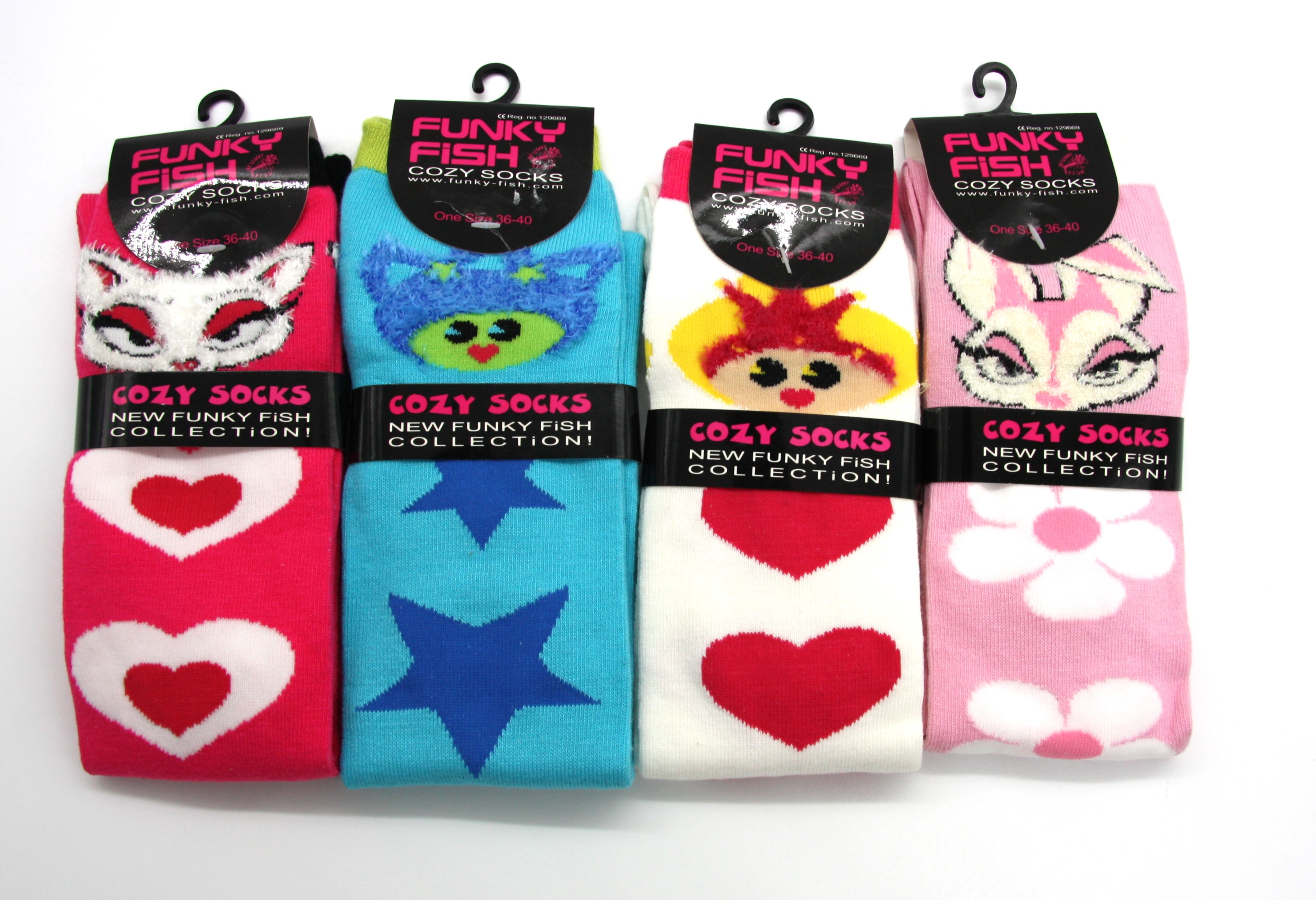 TÉRD ZOKNI VEGYES MINTÁVAL